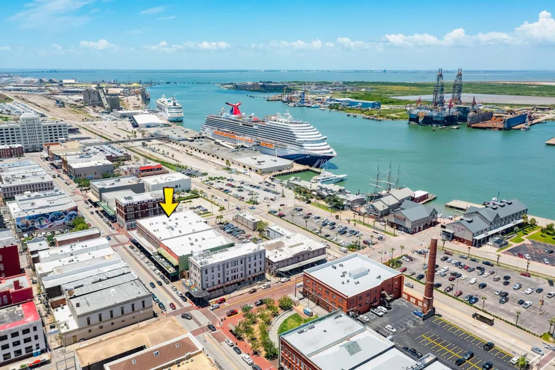 Historic Strand Lofts By 3Rd Coast Getaways Lägenhet Galveston Exteriör bild